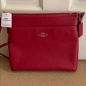 NEW PBL LTH FLE CRSBDY